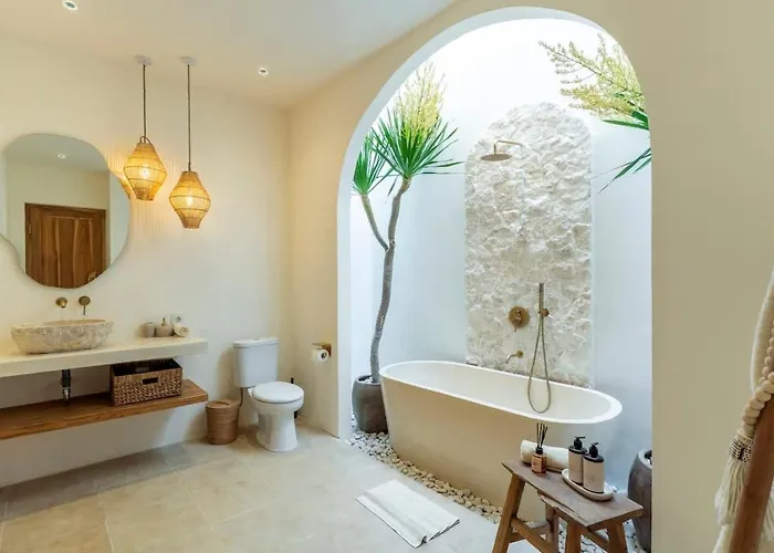 Sanja - Tropical Oasis W Private Pool 別荘 ウンガサン